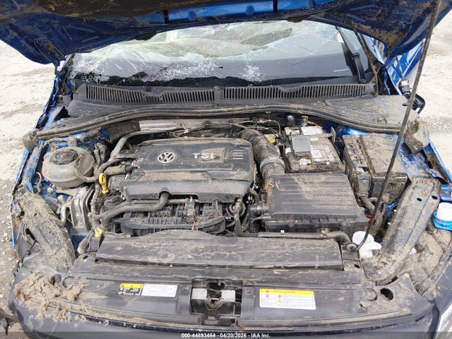 3VW9T7BU5RM015611 Volkswagen Jetta Gli 40th Anniversary Edition