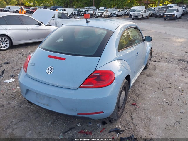 2013 Volkswagen Beetle 2.5l მანქანა იყიდება აუქციონზე, vin: 3VWJP7AT9DM601750, აუქციონის ნომერი: 44893486