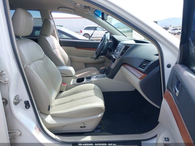 4S4BRBKC0E3255542 Subaru Outback 2.5i Limited