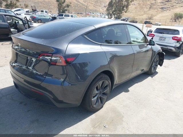 Продажа на аукционе авто 2024 Tesla Model Y Long Range Dual Motor All-wheel Drive, vin: 7SAYGDEE5RF125880, номер лота: 44893546