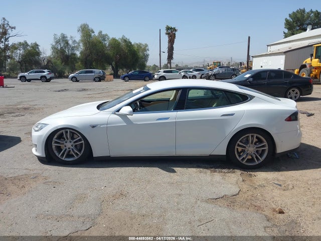Продажа на аукционе авто 2014 Tesla Model S P85, vin: 5YJSA1H16EFP51895, номер лота: 44893562