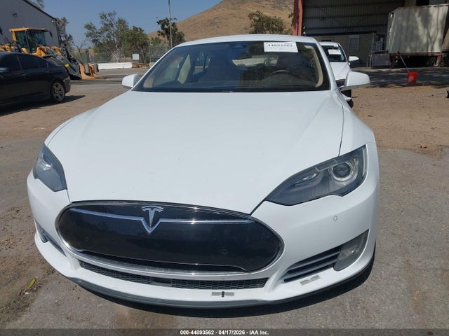 Продажа на аукционе авто 2014 Tesla Model S P85, vin: 5YJSA1H16EFP51895, номер лота: 44893562