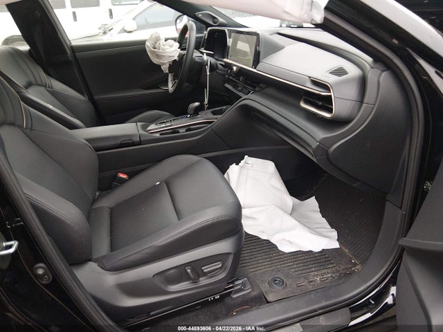 Toyota Crown Limited 2023 JTDAAAAF1P3000690 Image 5
