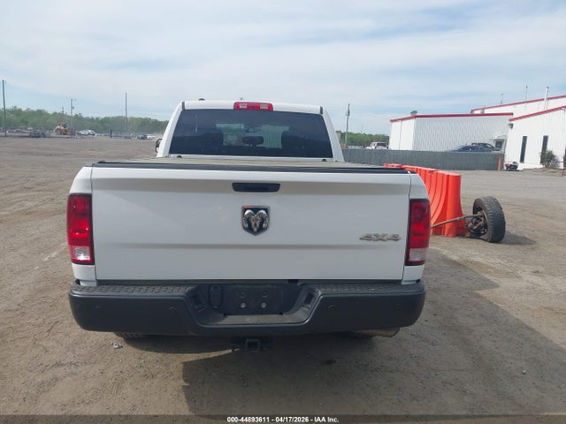 44893611 :رقم المزاد ، 1C6RR7ST3NS172460 vin ، 2022 Ram 1500 Classic Tradesman  4x4 6'4 Box مزاد بيع