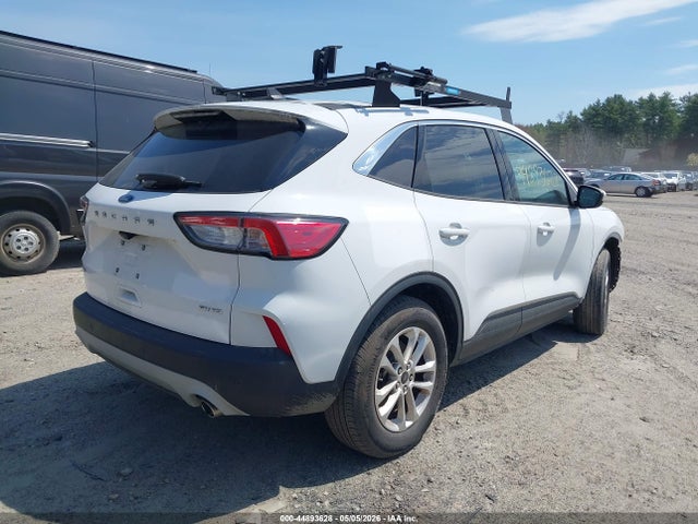 44893628 :رقم المزاد ، 1FMCU9G6XMUA73824 vin ، 2021 Ford Escape Se مزاد بيع