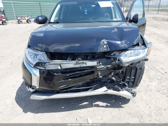 Продажа на аукционе авто 2018 Mitsubishi Outlander Es, vin: JA4AZ3A31JZ057674, номер лота: 44893657