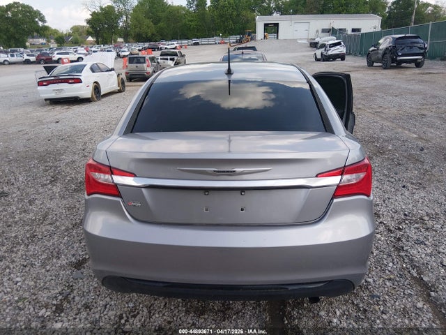 2014 Chrysler 200 Touring მანქანა იყიდება აუქციონზე, vin: 1C3CCBBB0EN107739, აუქციონის ნომერი: 44893671