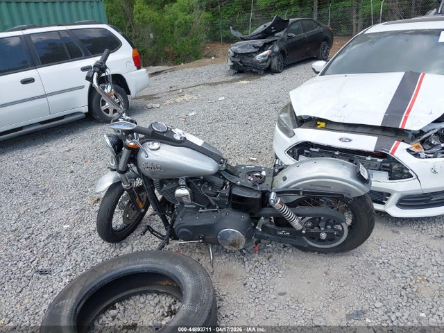 Harley-Davidson Fxdb Dyna Street Bob 2015 1HD1GXM10FC315477 Image 12
