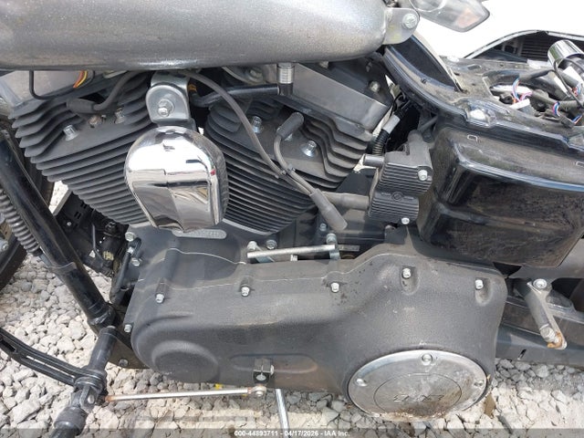 Harley-Davidson Fxdb Dyna Street Bob 2015 1HD1GXM10FC315477 Image 9