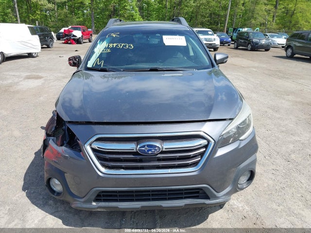44893733 :رقم المزاد ، 4S4BSAKC0J3233338 vin ، 2018 Subaru Outback 2.5i Limited مزاد بيع