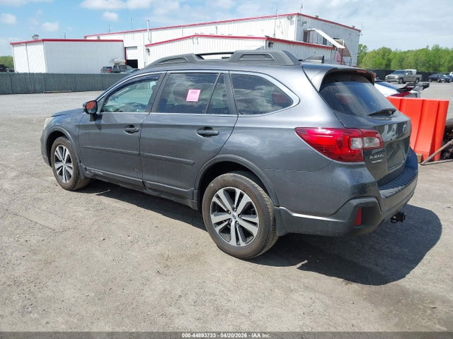 44893733 :رقم المزاد ، 4S4BSAKC0J3233338 vin ، 2018 Subaru Outback 2.5i Limited مزاد بيع