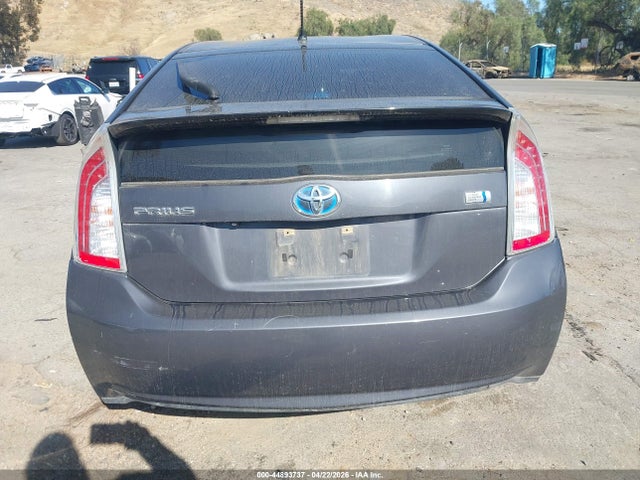 Toyota Prius Two 2015 JTDKN3DU5F1935669 Image 16