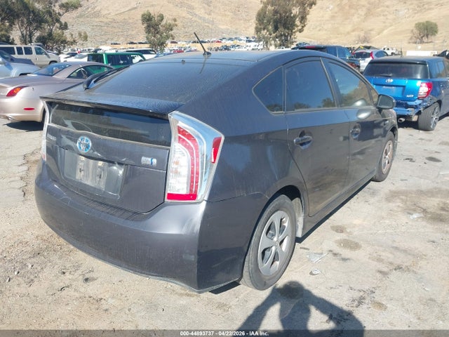 Toyota Prius Two 2015 JTDKN3DU5F1935669 Image 4