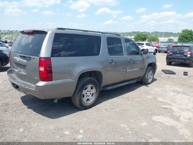 2008 Chevrolet Suburban 1500 Ls მანქანა იყიდება აუქციონზე, vin: 1GNFK16358J216399, აუქციონის ნომერი: 44893766