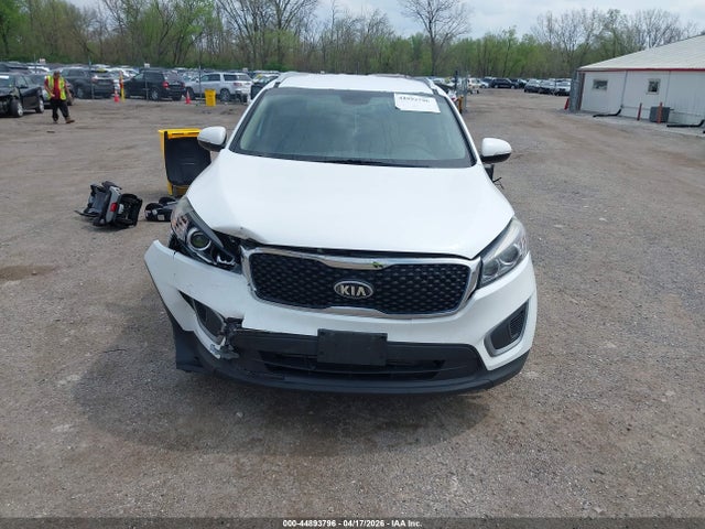 Продажа на аукционе авто 2017 Kia Sorento 3.3l Lx, vin: 5XYPGDA56HG196060, номер лота: 44893796