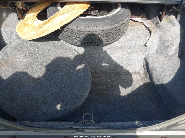 44893807 :رقم المزاد ، 1MRBP98FXDY607352 vin ، 1983 Lincoln Mark Vi مزاد بيع