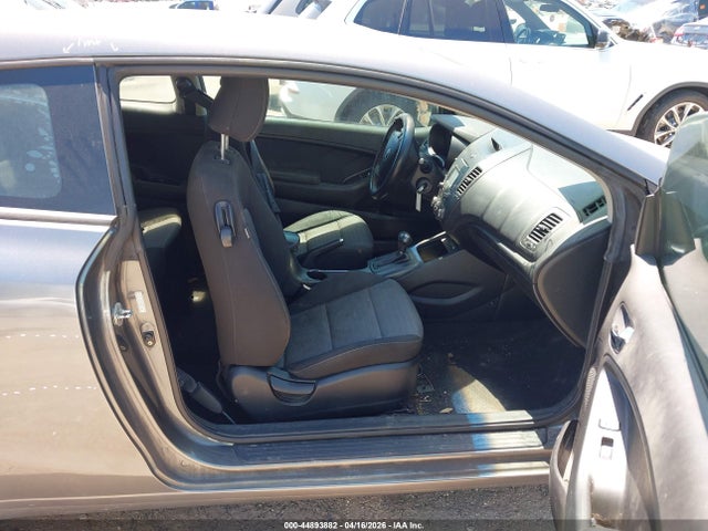 44893882 :رقم المزاد ، KNAFX6A81G5581936 vin ، 2016 Kia Forte Koup Ex مزاد بيع