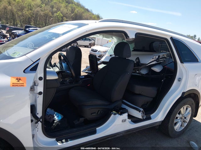 Продаж на аукціоні авто 2019 Kia Sorento 2.4l Lx, vin: 5XYPG4A38KG540025, номер лоту: 44893946