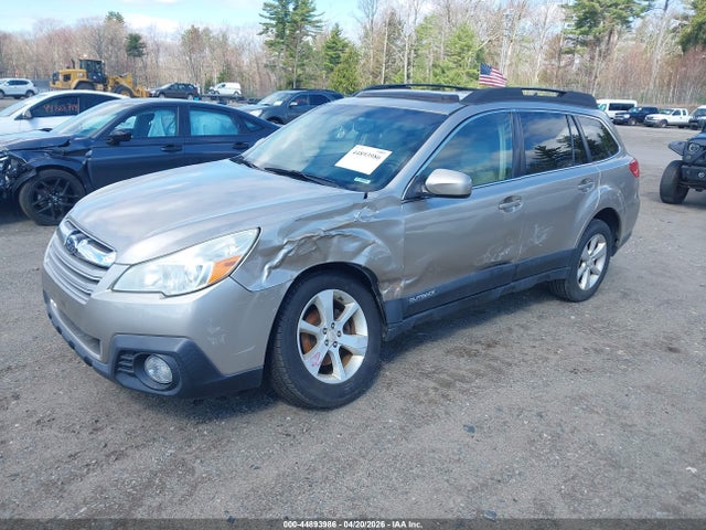 Aukcja sprzedaży 2014 Subaru Outback 2.5i Premium, vin: 4S4BRBDC3E3276060, numer aukcji: 44893986