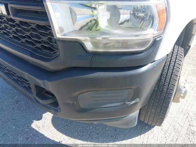 44893988 :رقم المزاد ، 3C7WRSBJ2LG206411 vin ، 2020 Ram 3500 Chassis Tradesman/slt مزاد بيع
