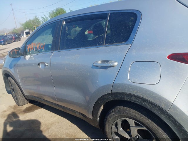 Продажа на аукционе авто 2020 Kia Sportage Lx, vin: KNDPM3AC8L7813157, номер лота: 44894001