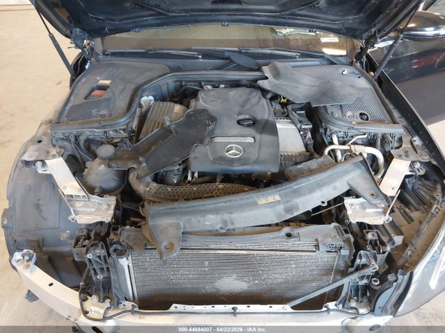 44894007 :رقم المزاد ، WDDZF4KB0HA012236 vin ، 2017 Mercedes-benz E 300 4matic مزاد بيع