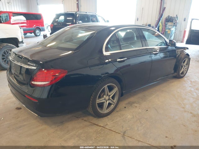 44894007 :رقم المزاد ، WDDZF4KB0HA012236 vin ، 2017 Mercedes-benz E 300 4matic مزاد بيع