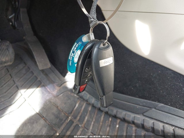 Продаж на аукціоні авто 2011 Jeep Grand Cherokee Limited, vin: 1J4RR5GT6BC636265, номер лоту: 44894023