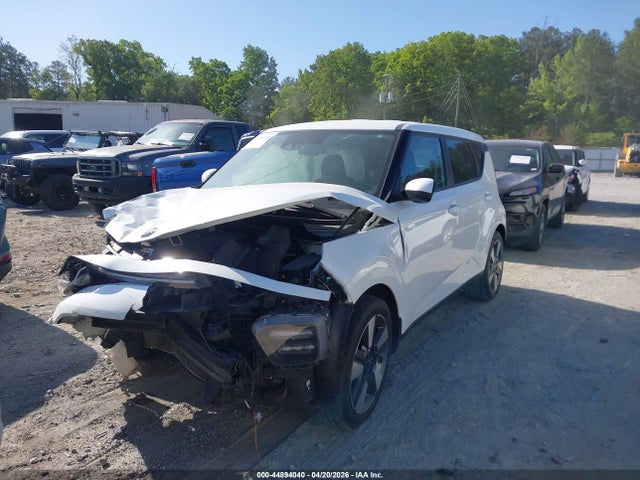 44894040 :رقم المزاد ، KNDJ33AU1L7008005 vin ، 2020 Kia Soul Ex مزاد بيع