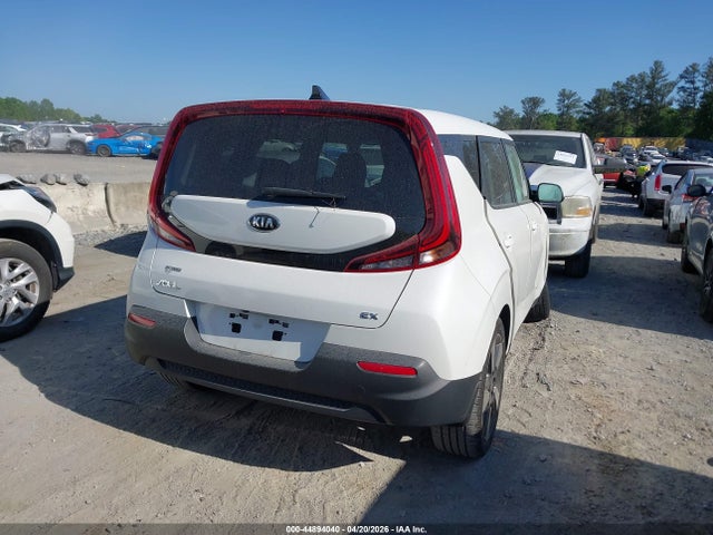 44894040 :رقم المزاد ، KNDJ33AU1L7008005 vin ، 2020 Kia Soul Ex مزاد بيع