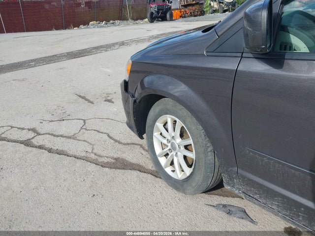 2015 Dodge Grand Caravan Sxt მანქანა იყიდება აუქციონზე, vin: 2C4RDGCG3FR630770, აუქციონის ნომერი: 44894055