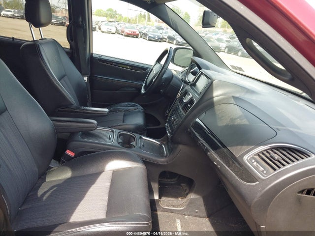 2014 Chrysler Town & Country S მანქანა იყიდება აუქციონზე, vin: 2C4RC1HG3ER364657, აუქციონის ნომერი: 44894070