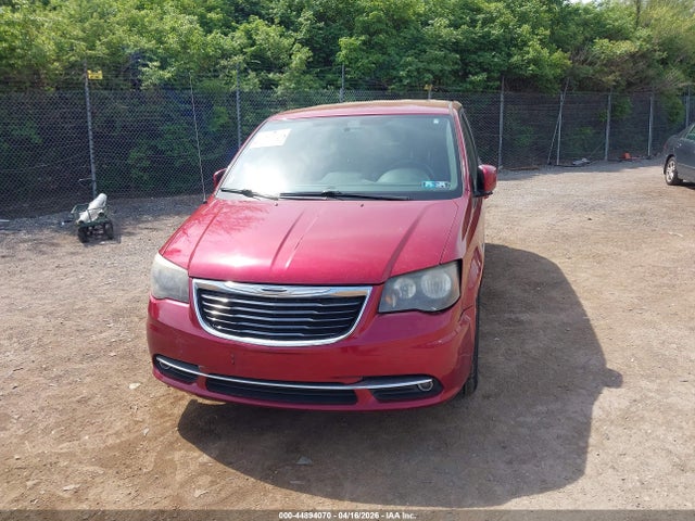2014 Chrysler Town & Country S მანქანა იყიდება აუქციონზე, vin: 2C4RC1HG3ER364657, აუქციონის ნომერი: 44894070