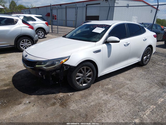 Продажа на аукционе авто 2020 Kia Optima Lx, vin: 5XXGT4L31LG381301, номер лота: 44894074