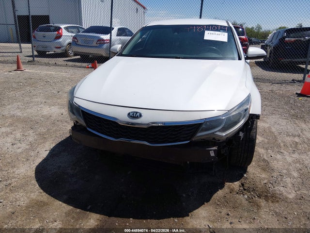 Продажа на аукционе авто 2020 Kia Optima Lx, vin: 5XXGT4L31LG381301, номер лота: 44894074