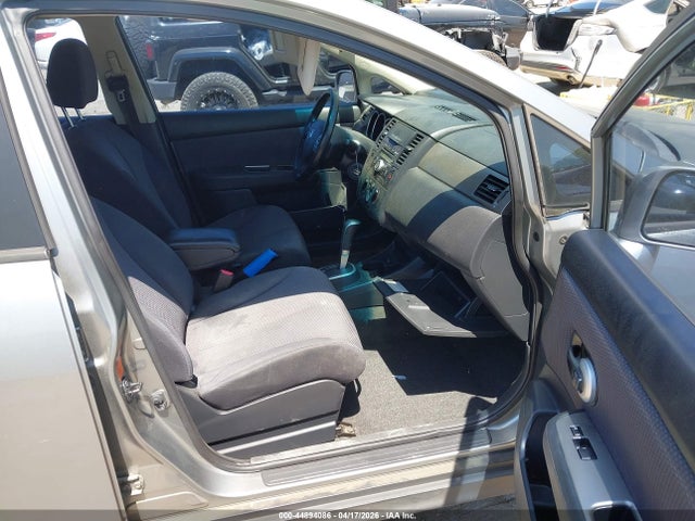 44894086 :رقم المزاد ، 3N1BC11E19L396992 vin ، 2009 Nissan Versa 1.8sl مزاد بيع