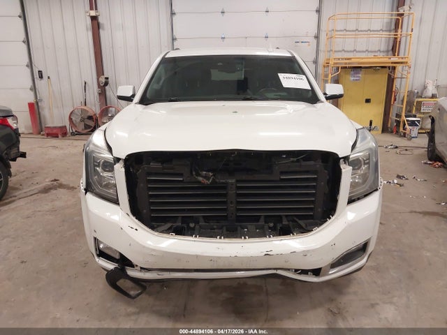 44894106 :رقم المزاد ، 1GKS2GKC9HR153104 vin ، 2017 Gmc Yukon Xl Slt مزاد بيع