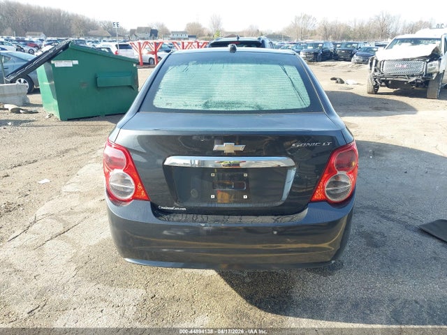 1G1JC5SG8F4138351 Chevrolet Sonic Lt Auto