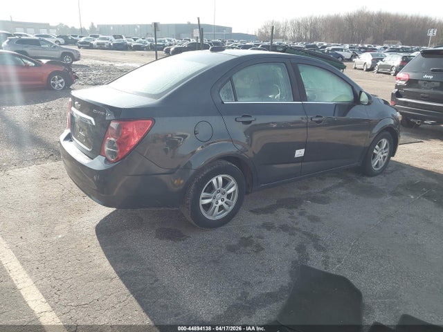 1G1JC5SG8F4138351 Chevrolet Sonic Lt Auto