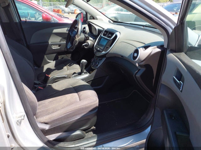 2017 CHEVROLET SONIC 1G1JD5SH4H4157844 Photo 4