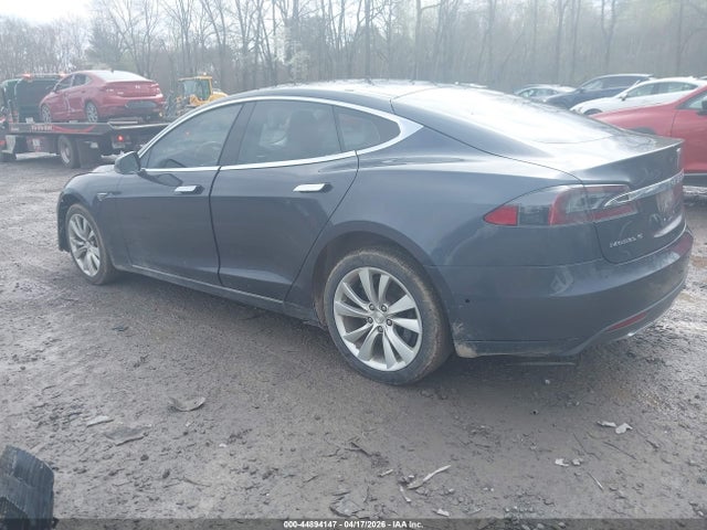 2015 Tesla Model S 70d/85d/p85d მანქანა იყიდება აუქციონზე, vin: 5YJSA1E29FF106124, აუქციონის ნომერი: 44894147