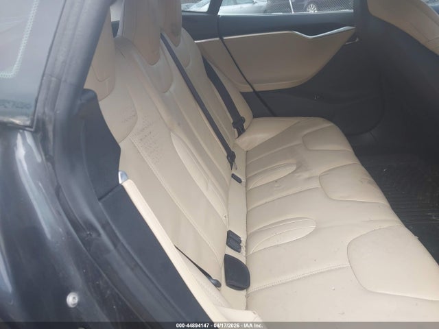 2015 Tesla Model S 70d/85d/p85d მანქანა იყიდება აუქციონზე, vin: 5YJSA1E29FF106124, აუქციონის ნომერი: 44894147