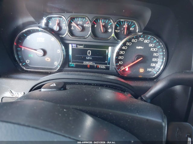 44894156 :رقم المزاد ، 1GNSKHKC5JR274615 vin ، 2018 Chevrolet Suburban Lt مزاد بيع