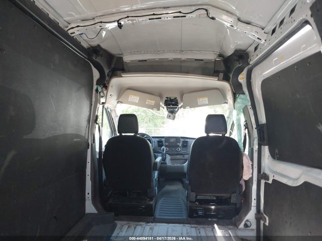 44894181 :رقم المزاد ، 1FTBR1C88NKA74378 vin ، 2022 Ford Transit-250 مزاد بيع