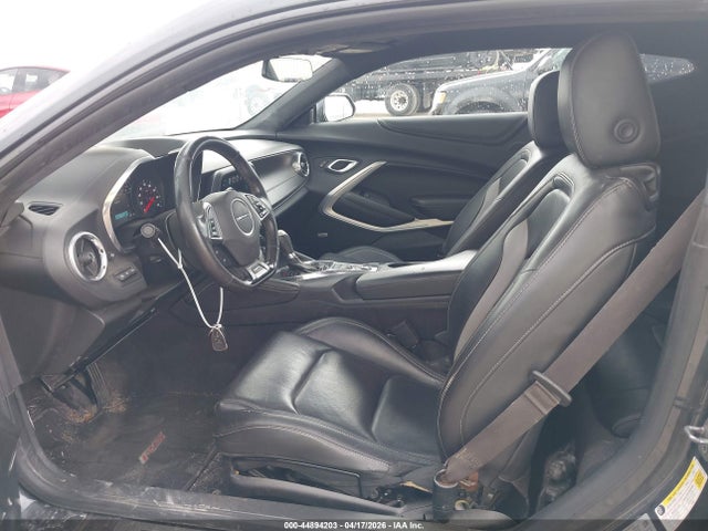 Продажа на аукционе авто 2017 Chevrolet Camaro 2lt, vin: 1G1FD1RSXH0170816, номер лота: 44894203