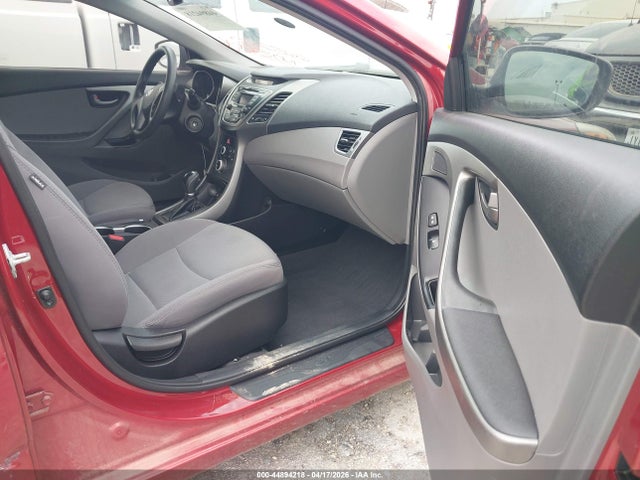 5NPDH4AE9GH665200 Hyundai ELANTRA SE