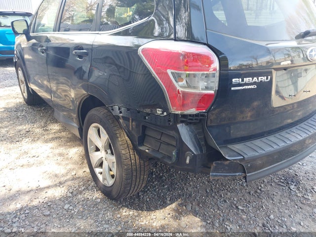 44894229 :رقم المزاد ، JF2SJAKC4FH812125 vin ، 2015 Subaru Forester 2.5i Limited مزاد بيع