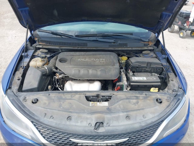 44894243 :رقم المزاد ، 1C3CCCAB3FN706417 vin ، 2015 Chrysler 200 Limited مزاد بيع