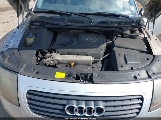 2000 Audi Tt მანქანა იყიდება აუქციონზე, vin: TRUTC28N7Y1003117, აუქციონის ნომერი: 44894246