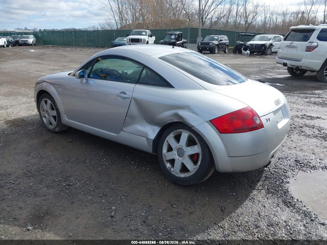 2000 Audi Tt მანქანა იყიდება აუქციონზე, vin: TRUTC28N7Y1003117, აუქციონის ნომერი: 44894246